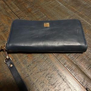 Budget Navy Wallet. Rachel Cruze brand.